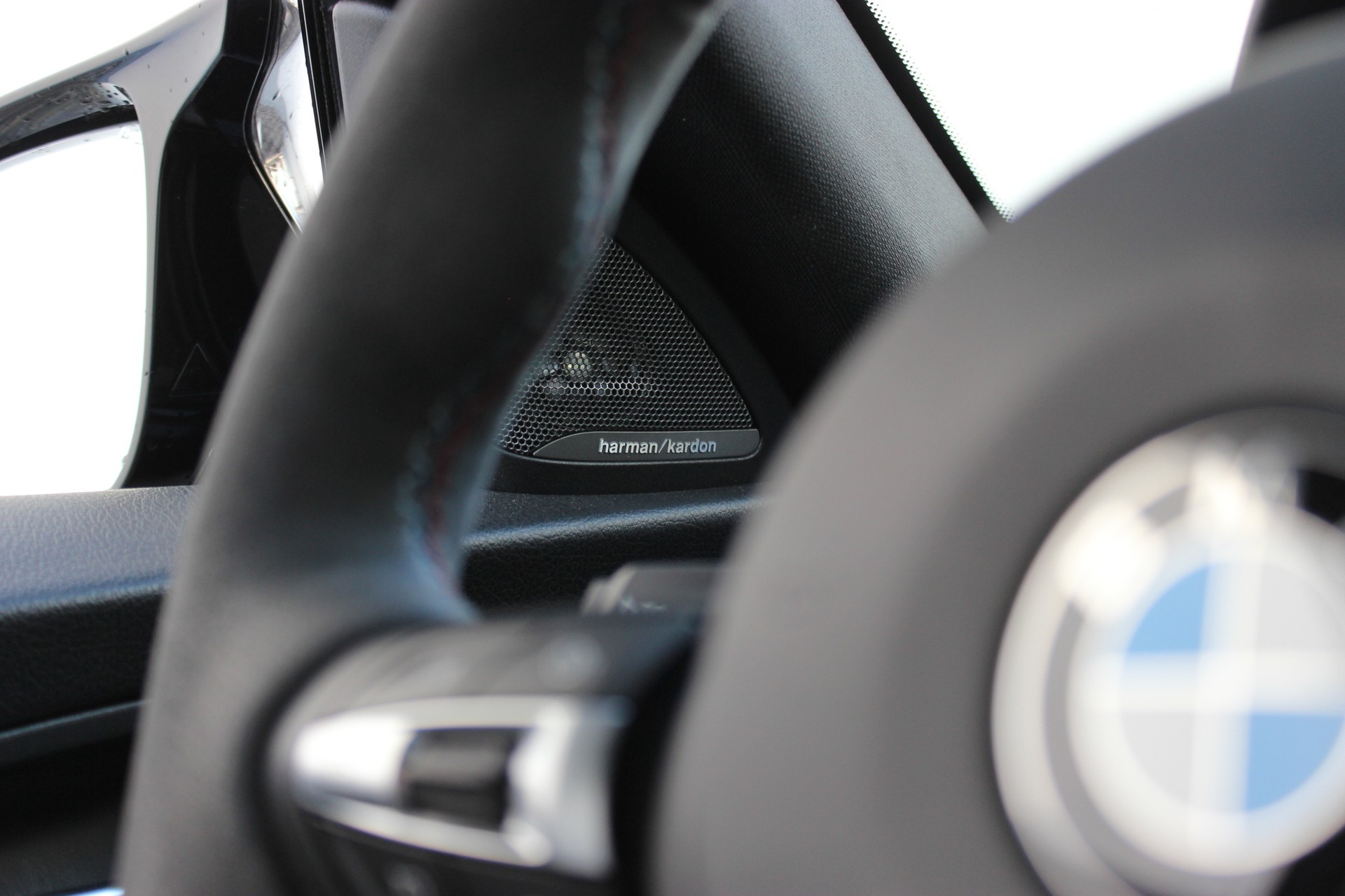 BMW M2 CS *HANDSCHALTUNG* 🎉1.88%-LEASINGAKTION🎉-image-8