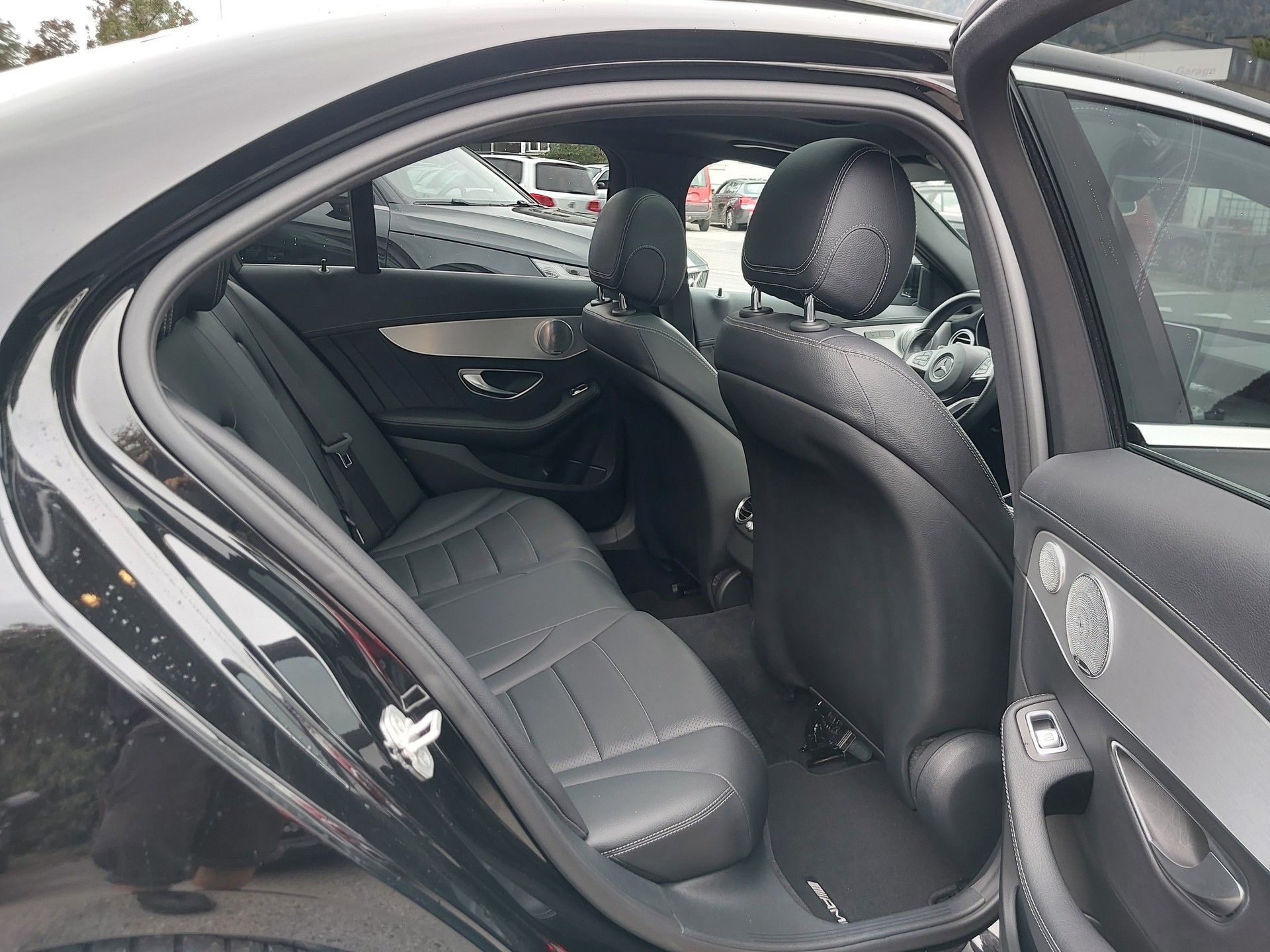 MERCEDES-BENZ C 250 AMG Line 7G-Tronic-image-9