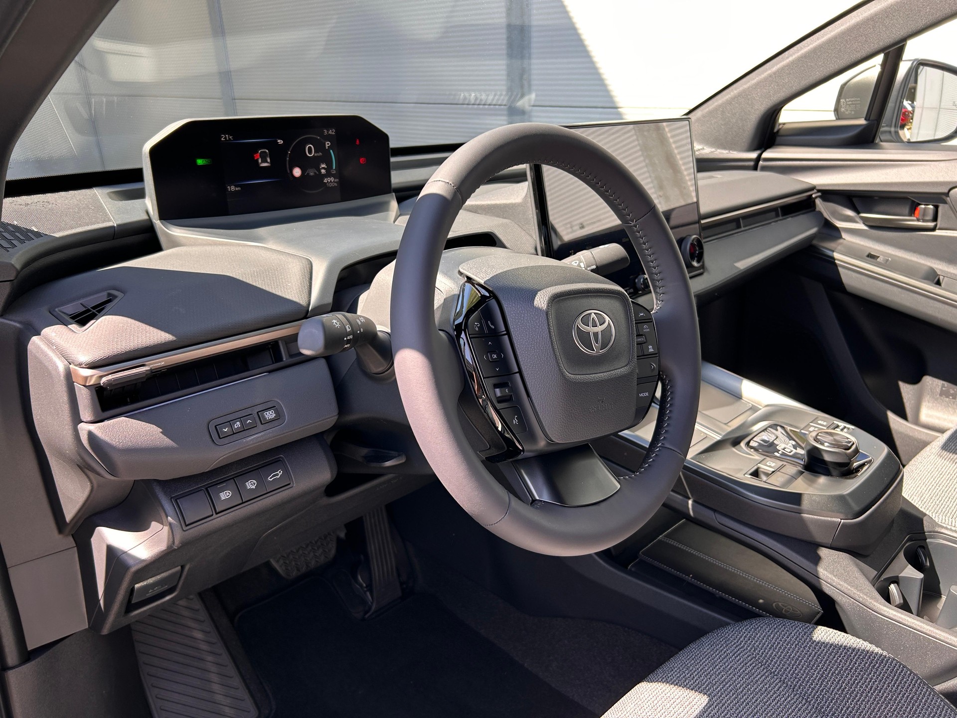 TOYOTA bZ4X Style AWD-image-7