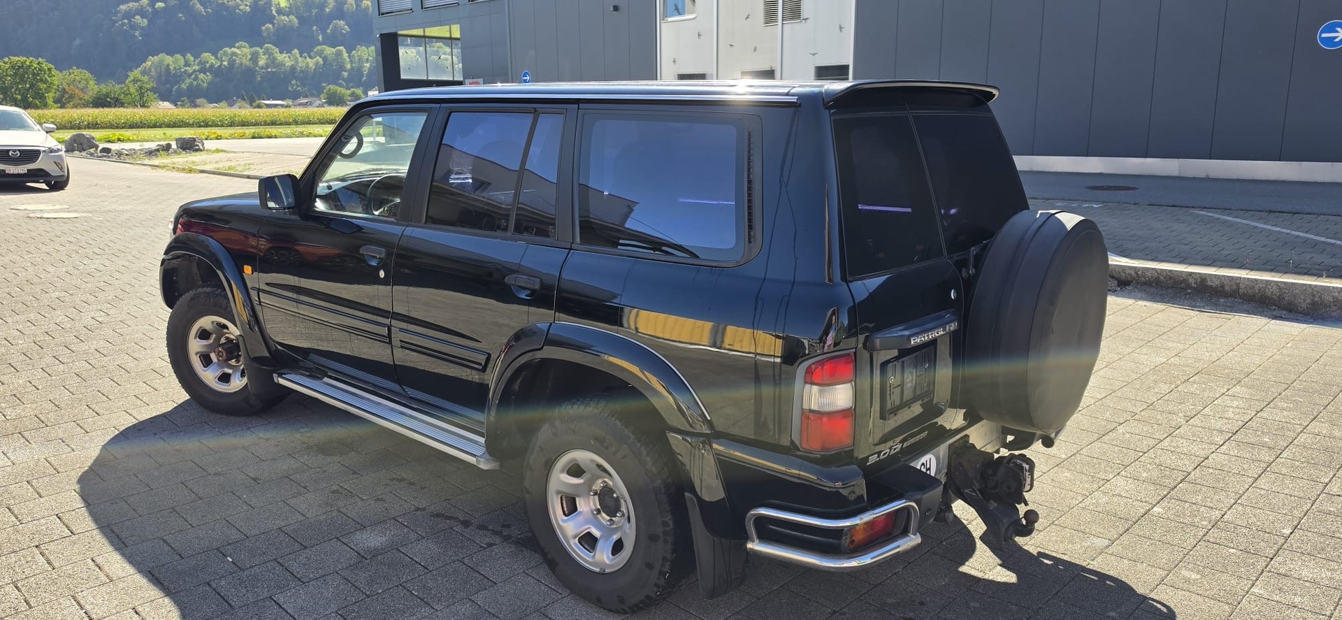 NISSAN Patrol 3.0 Di Luxury Wagon-image-15