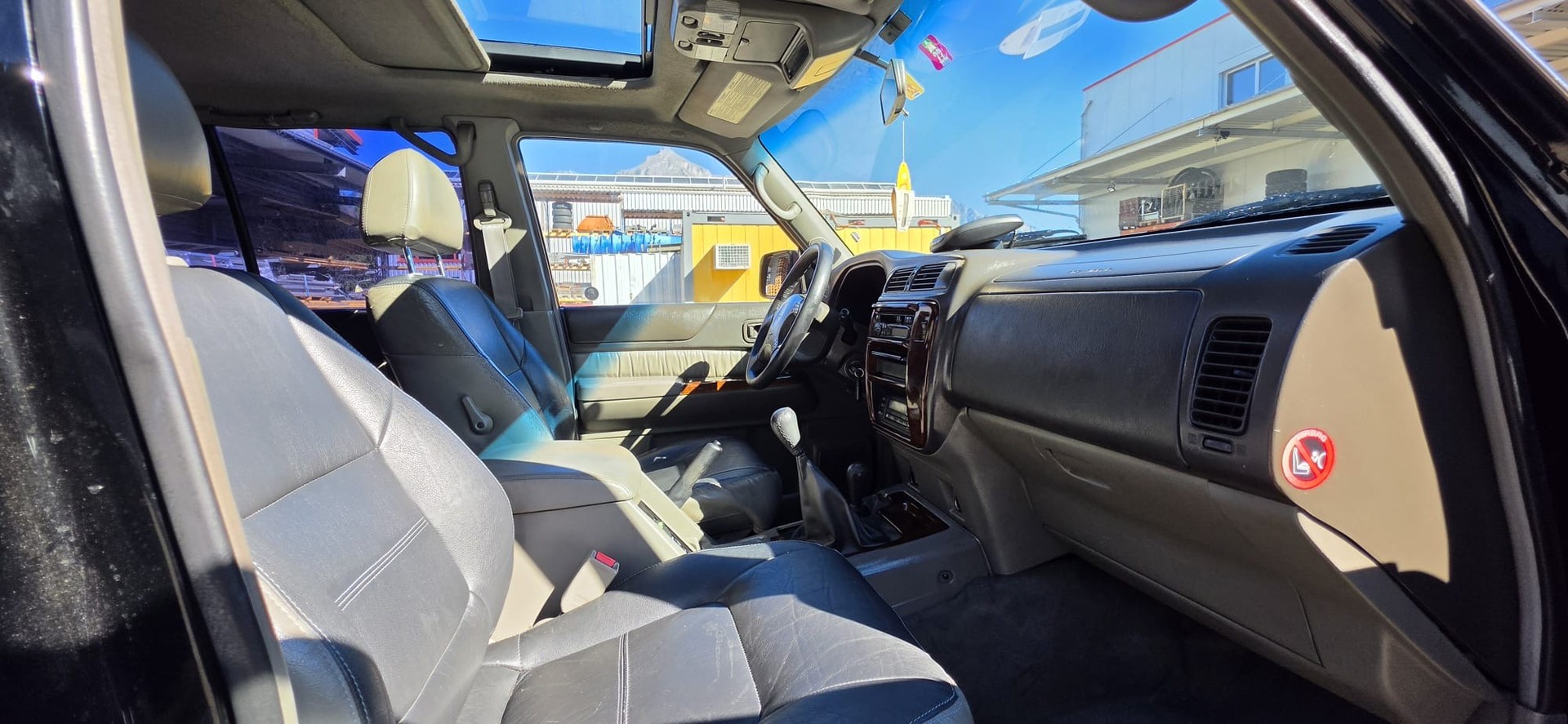 NISSAN Patrol 3.0 Di Luxury Wagon-image-9