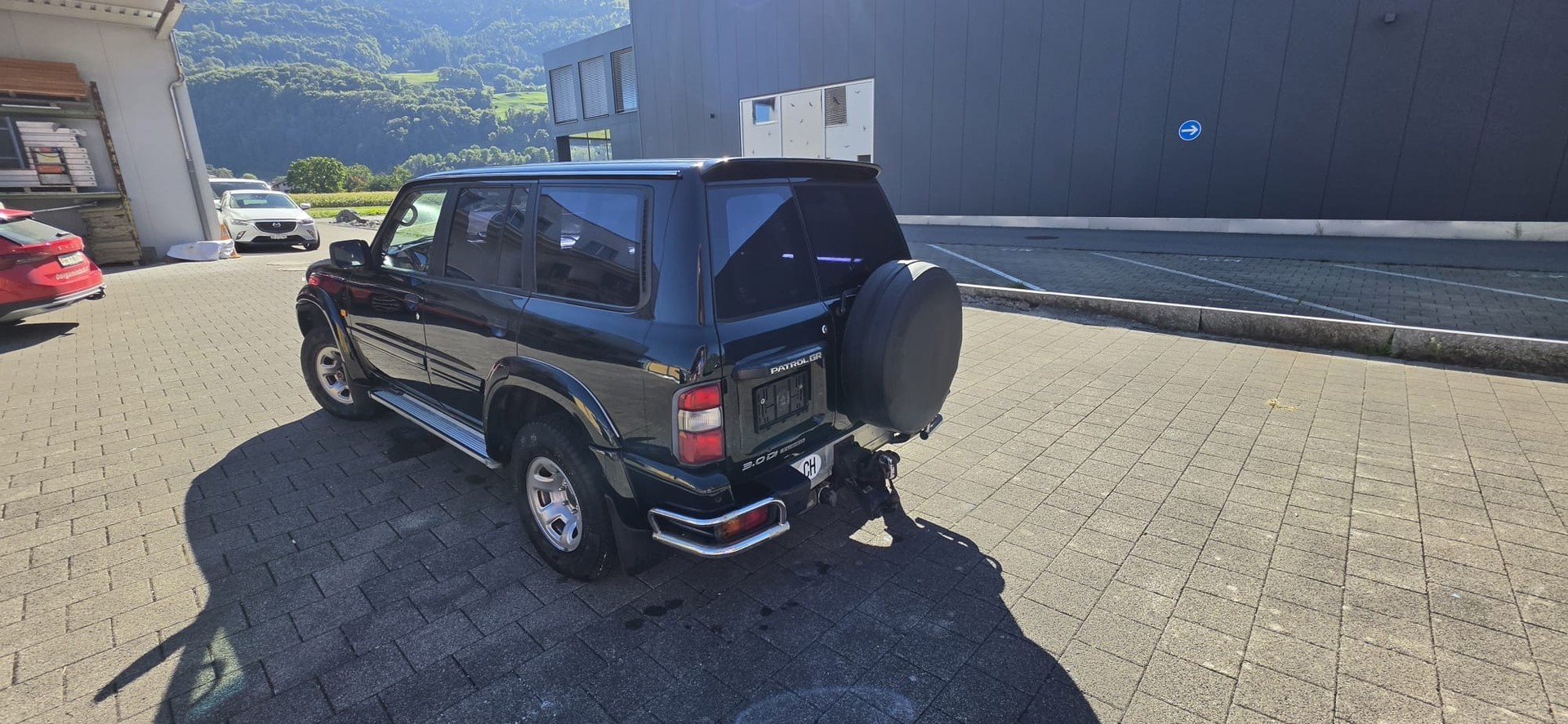NISSAN Patrol 3.0 Di Luxury Wagon-image-16