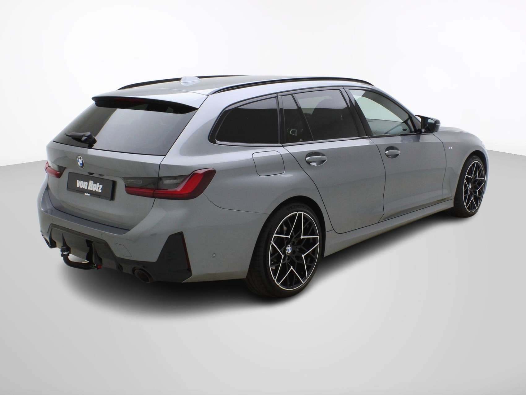 BMW 3er 320d xDrive Touring M Sport-image-4