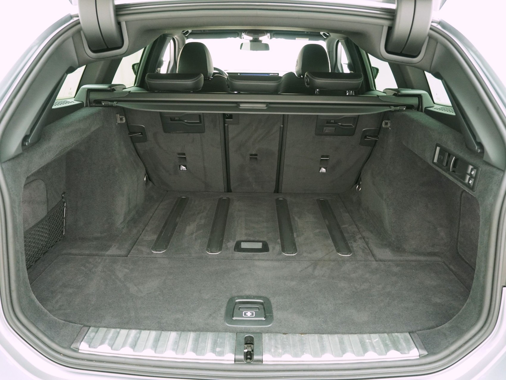 BMW 3er 320d xDrive Touring M Sport-image-15