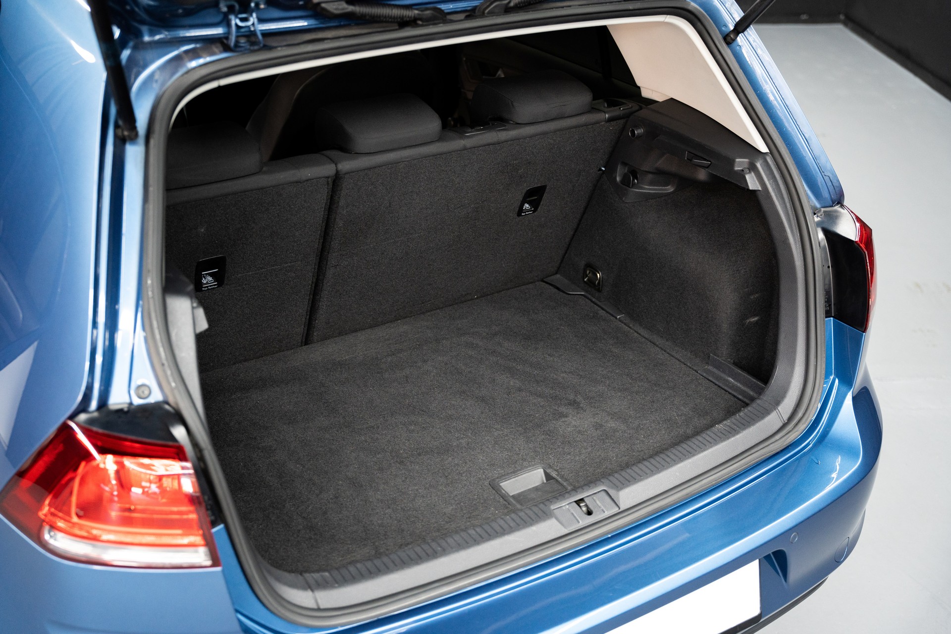 VW Golf 1.6 TDI Trendline-image-15