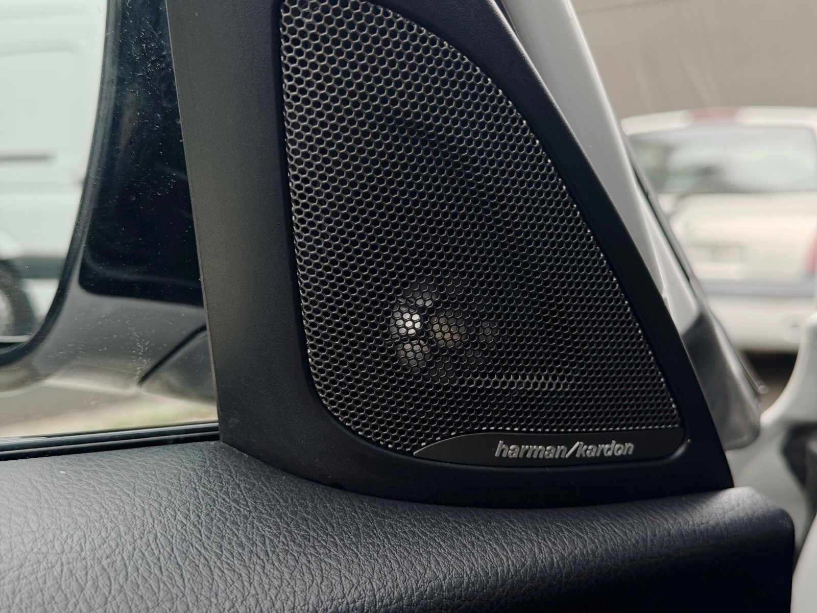 BMW 120d xDrive Edition M Sport Steptronic *M-Paket*Rückfahrkamera*Harman/Kardon*Sitzheizung uvm.*-image-20