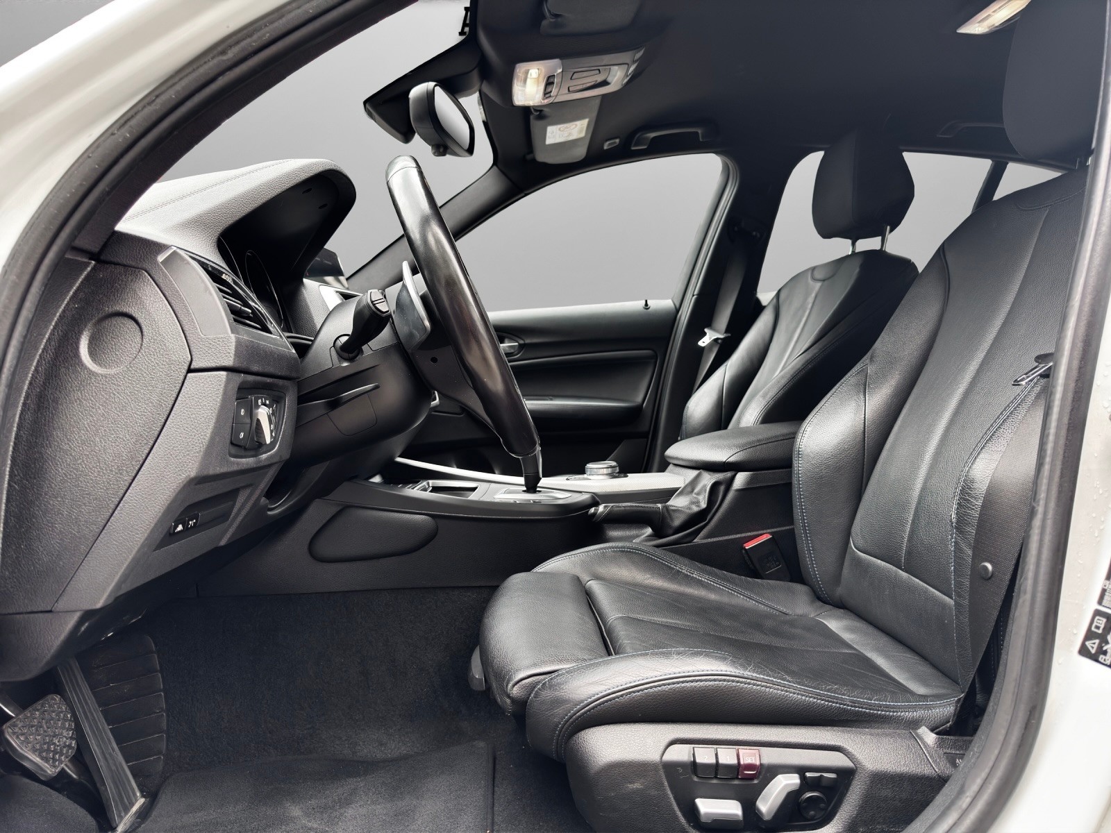 BMW 120d xDrive Edition M Sport Steptronic *M-Paket*Rückfahrkamera*Harman/Kardon*Sitzheizung uvm.*-image-7