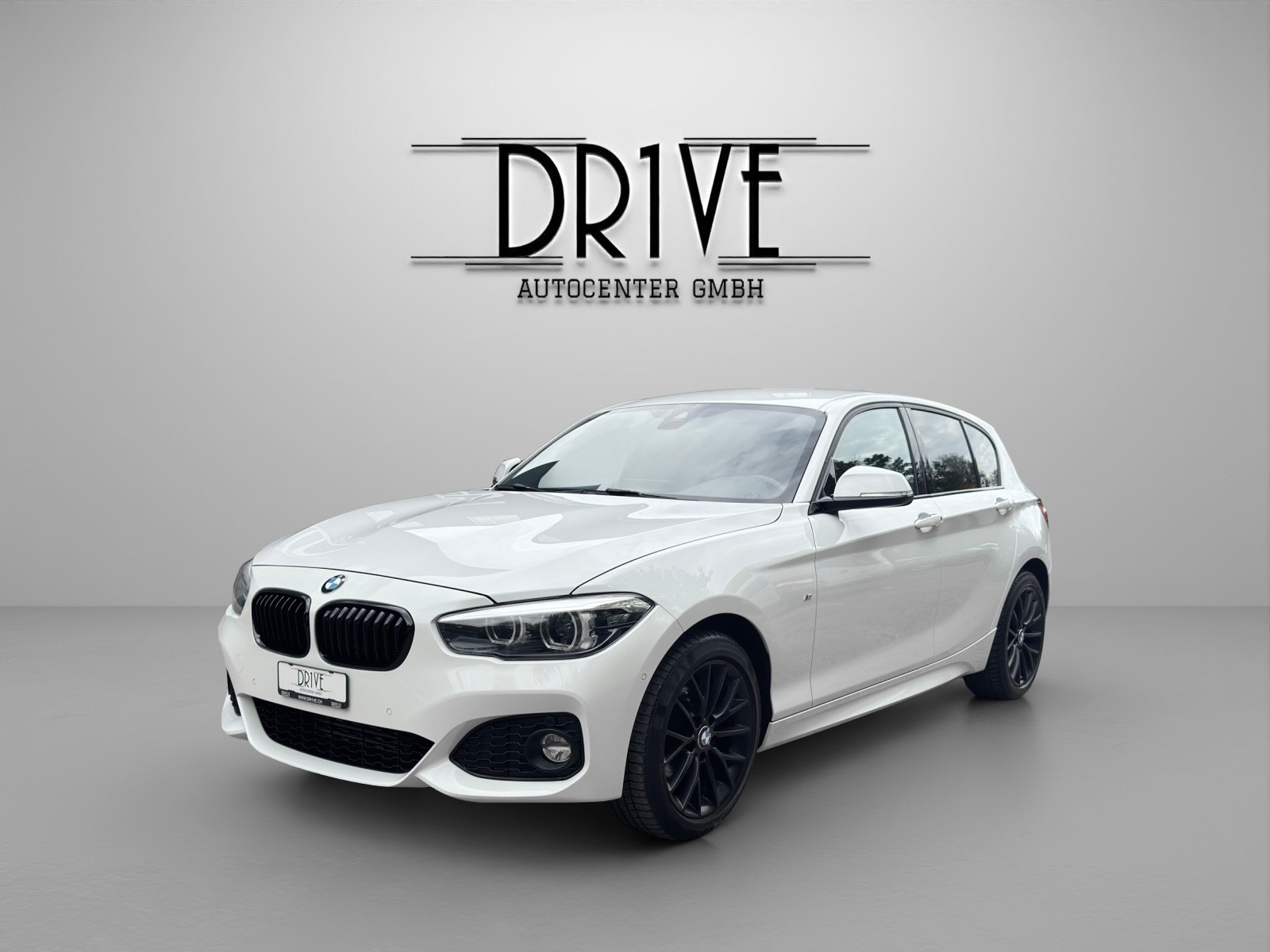 BMW 120d xDrive Edition M Sport Steptronic *M-Paket*Rückfahrkamera*Harman/Kardon*Sitzheizung uvm.*-image-0