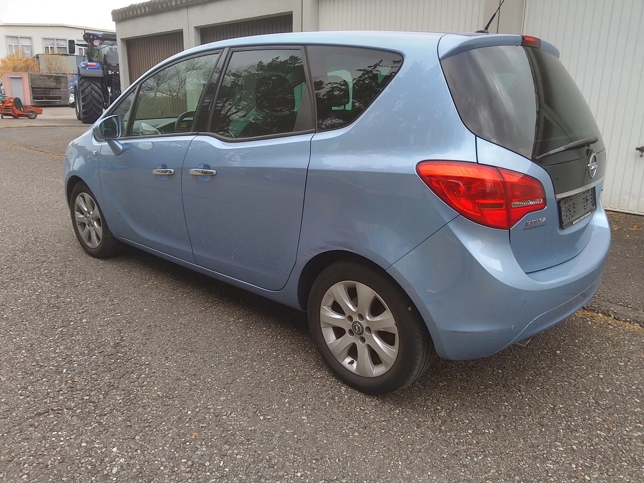 OPEL Meriva 1.4 Turbo Active Edition Automatic-image-3