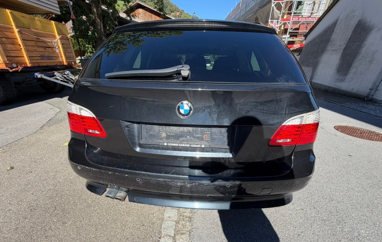BMW 530xd Touring Steptronic-image-3