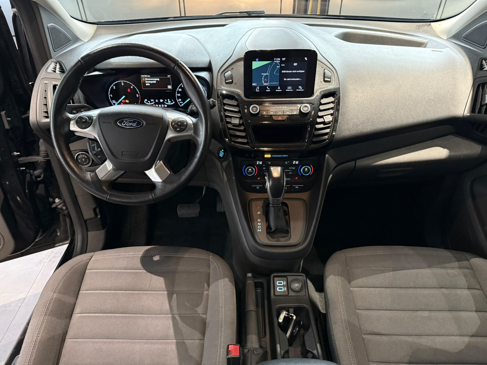 FORD Grand Tourneo Connect 1.5 EcoBlue Titanium Automat-image-12