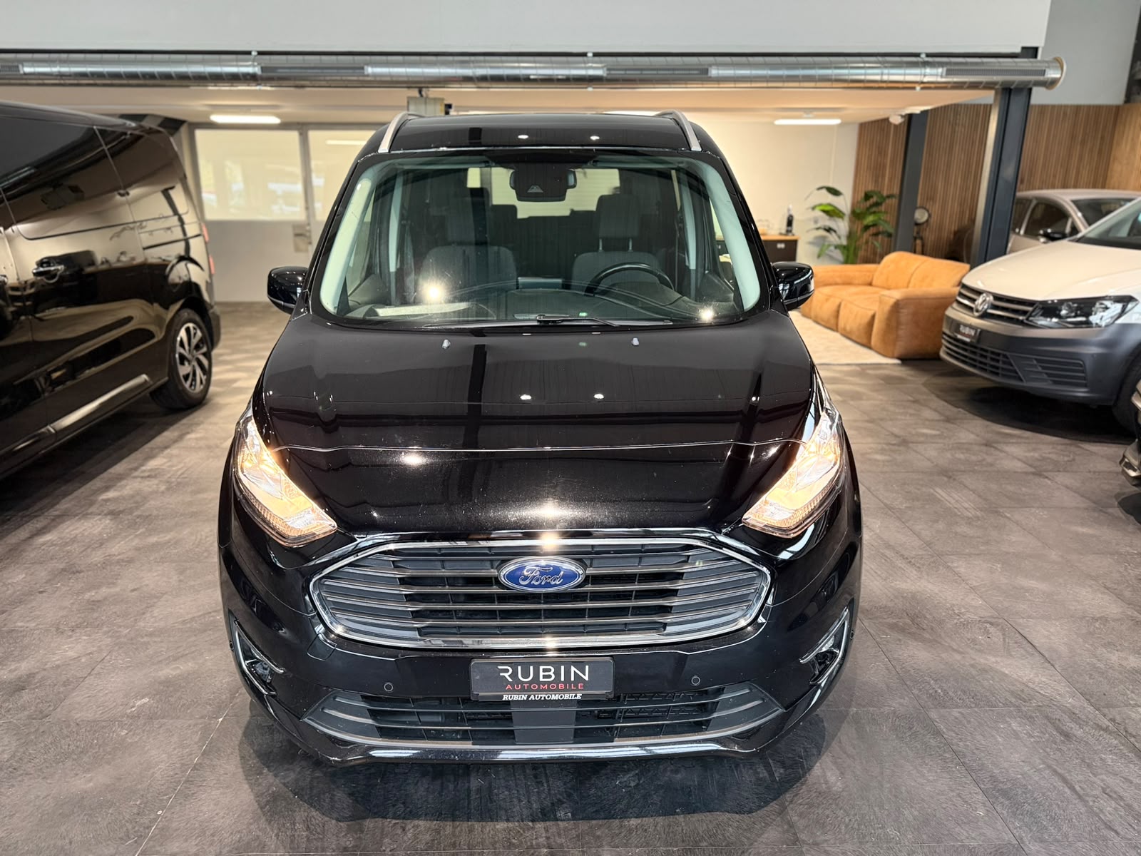 FORD Grand Tourneo Connect 1.5 EcoBlue Titanium Automat-image-7