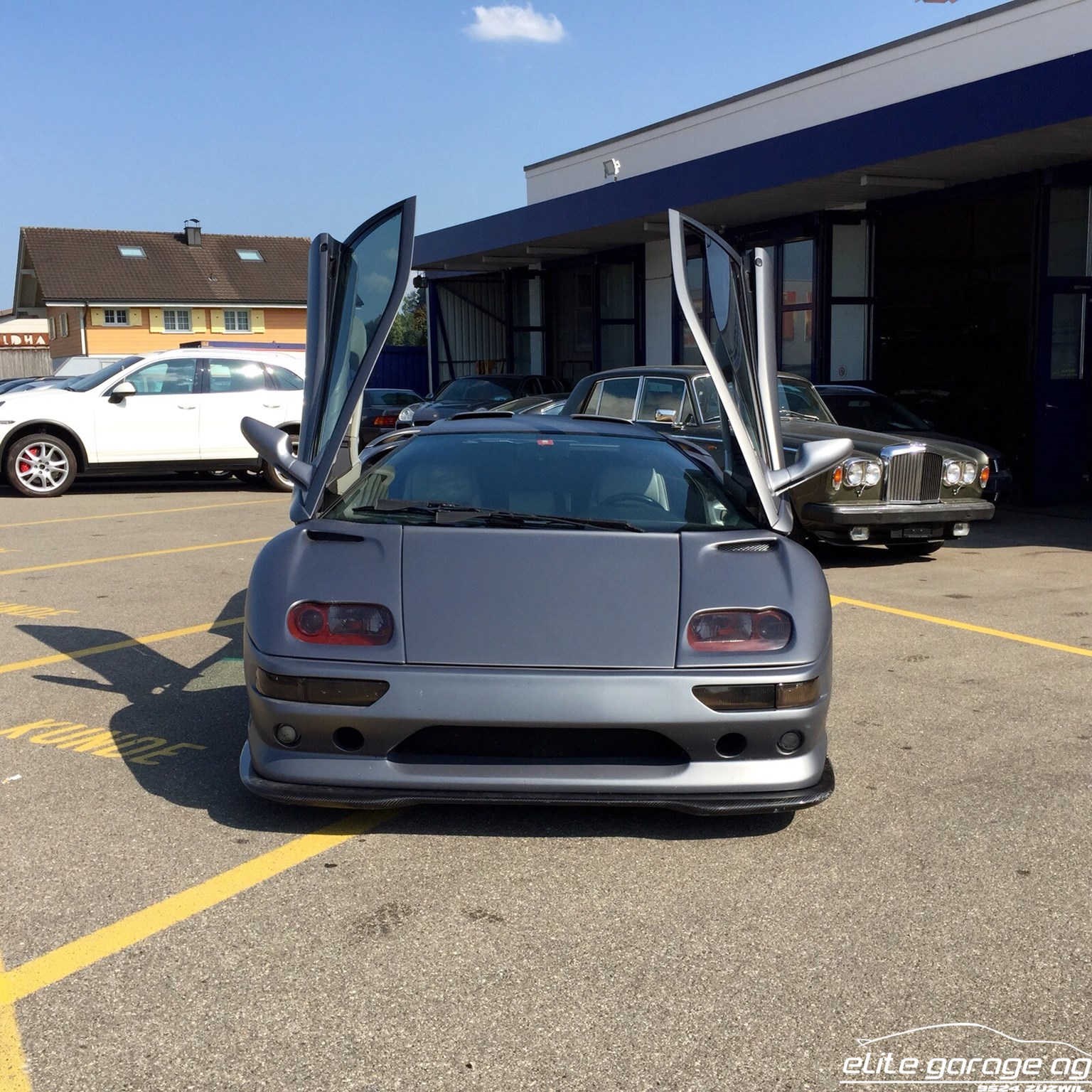 LAMBORGHINI Diablo 5.7 EVOLUTION 610 PS-image-1