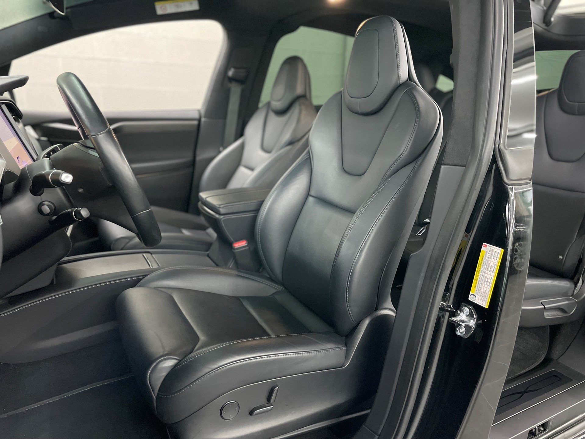 TESLA Model X Performance-image-12