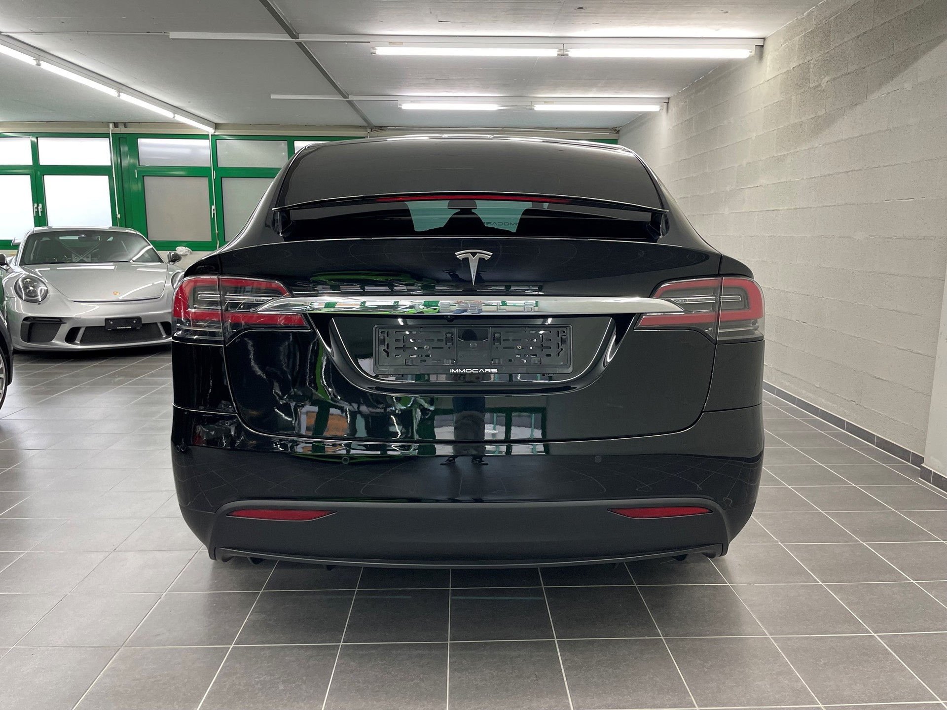 TESLA Model X Performance-image-5