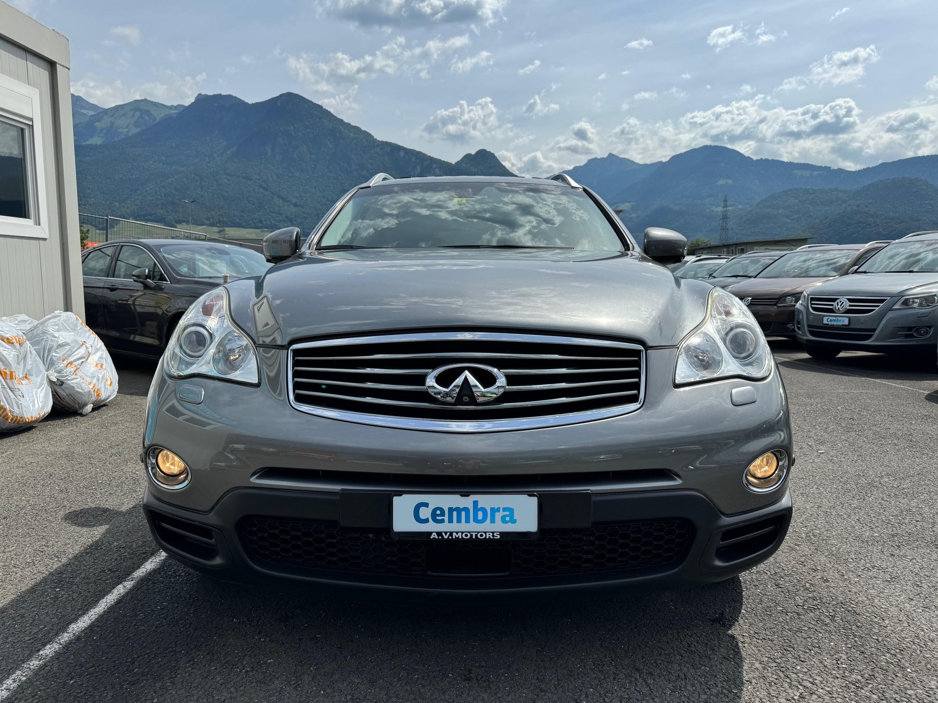 INFINITI QX50 3.0d GT Premium AWD Automatic-image-2
