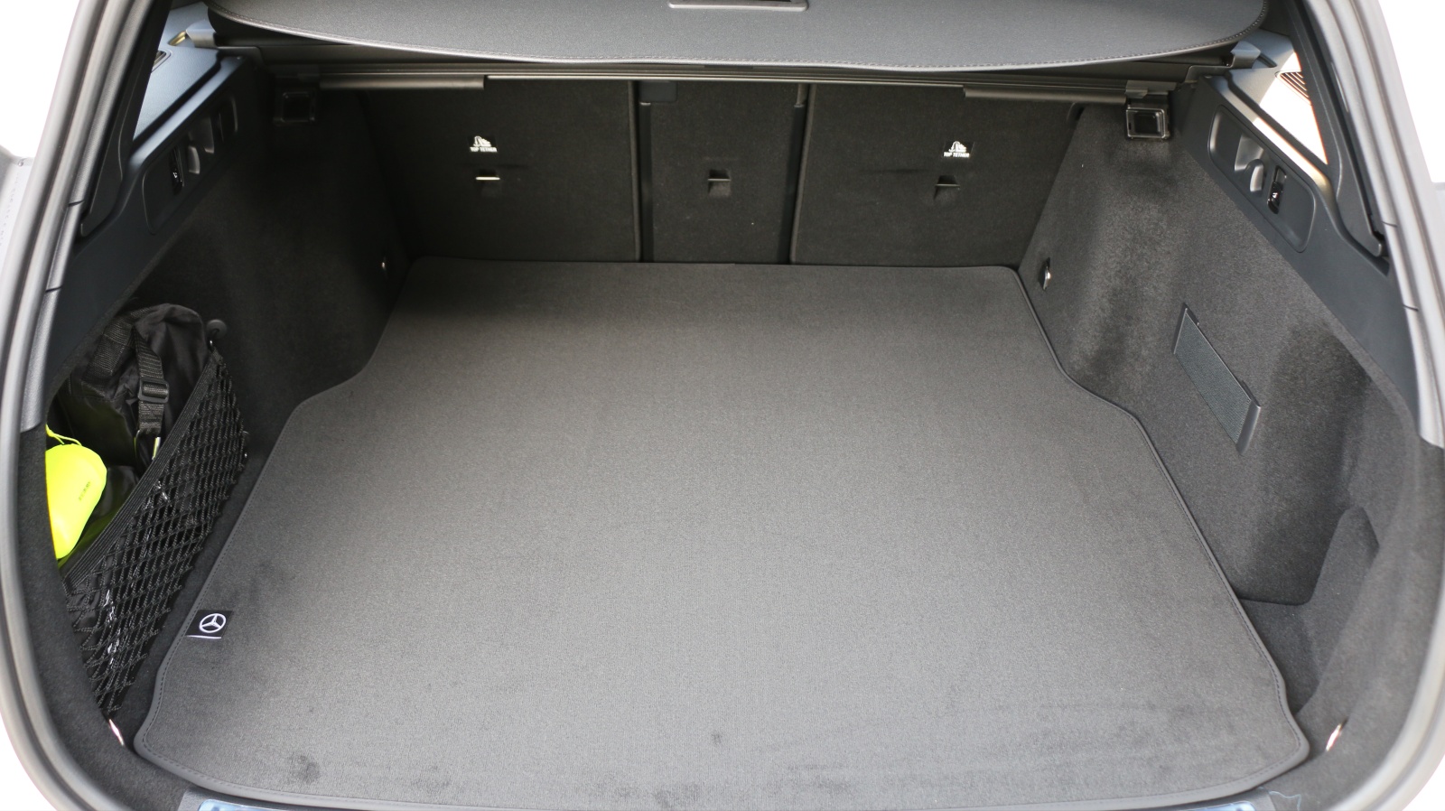 MERCEDES-BENZ C 300 T 4 Matic-image-11
