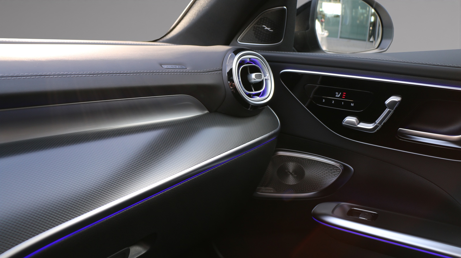 MERCEDES-BENZ C 300 T 4 Matic-image-5