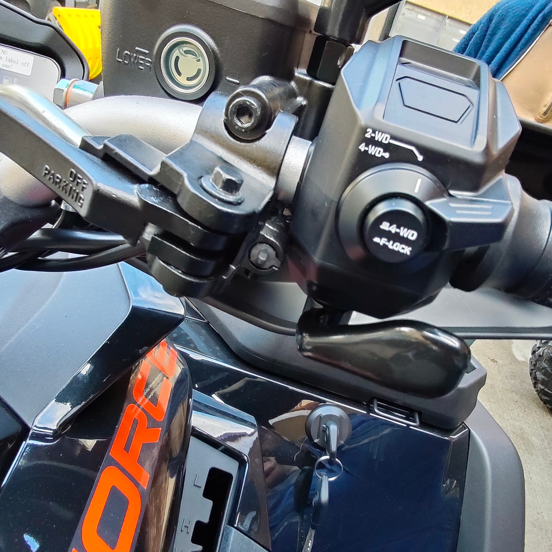 CF MOTO C Force 1000 Touring Premium 8" Display-image-13