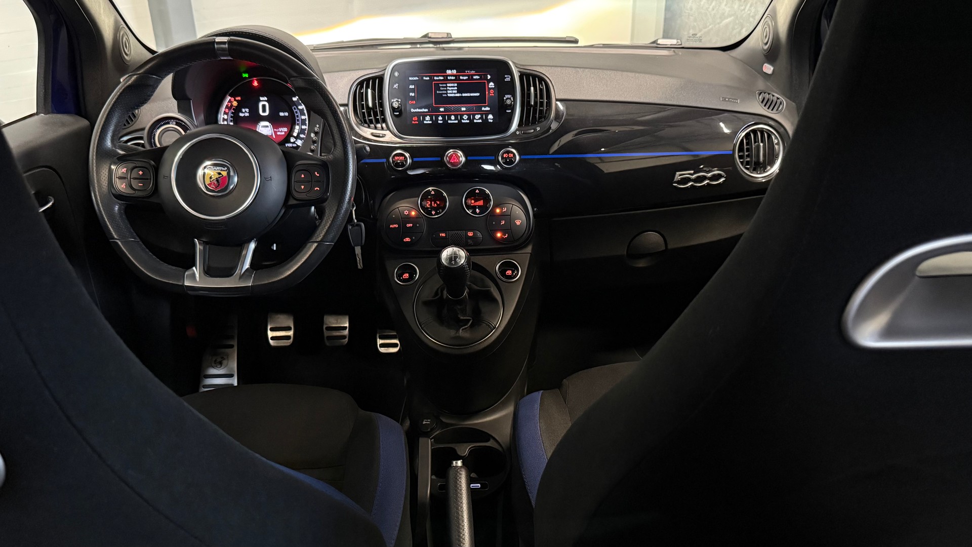 FIAT 595 Abarth 1.4 T-Jet 165 Yamaha Monster-image-10