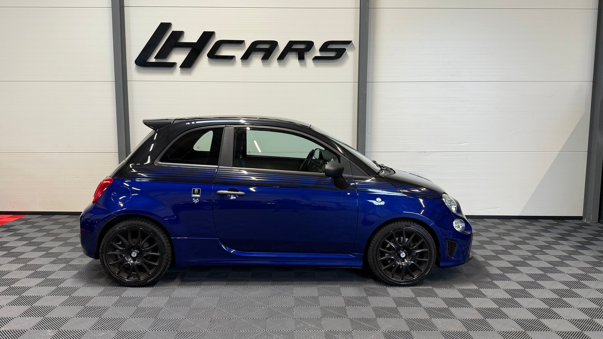 FIAT 595 Abarth 1.4 T-Jet 165 Yamaha Monster-image-4