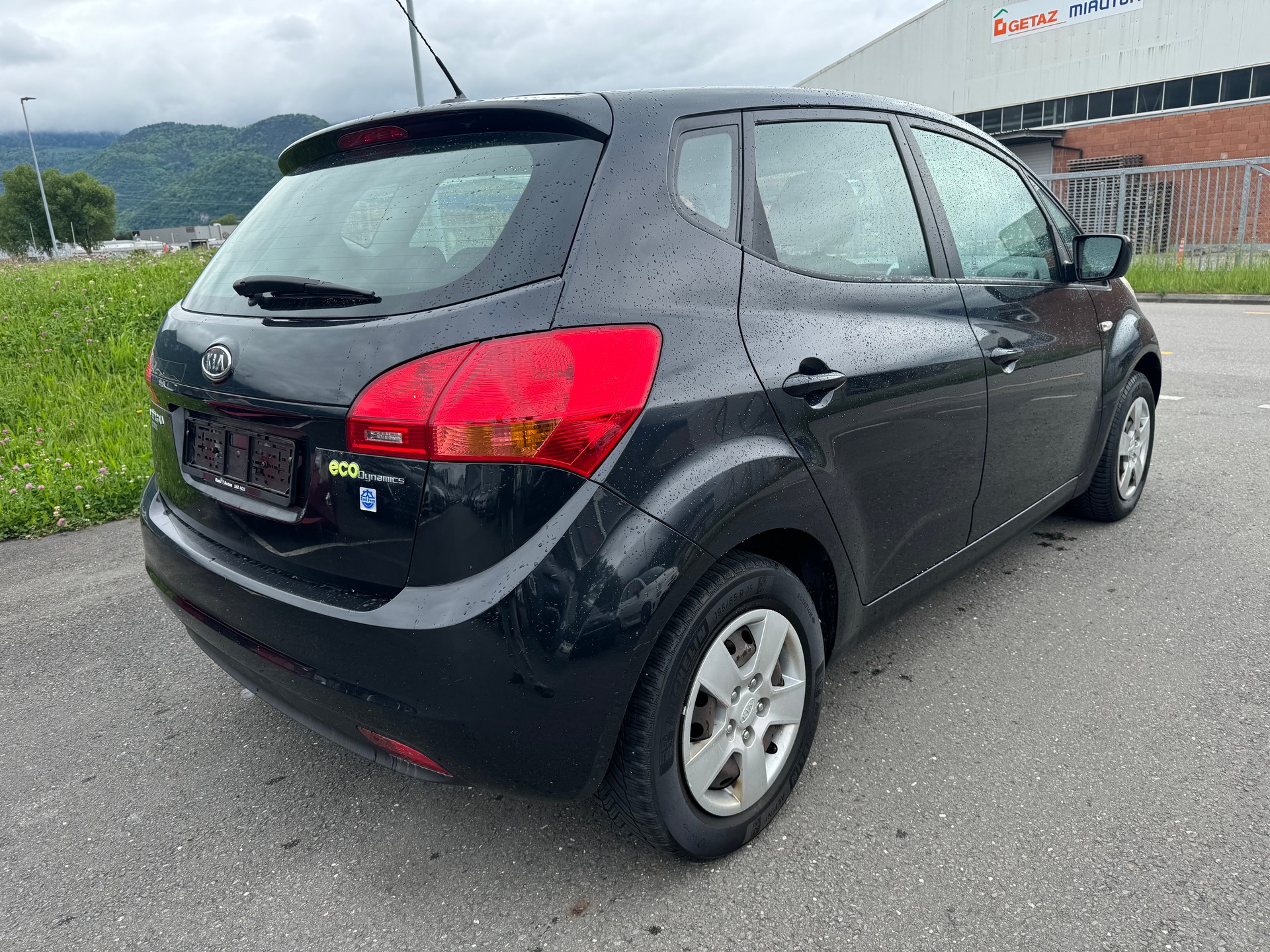 KIA Venga 1.4 CVVT _seven-image-3