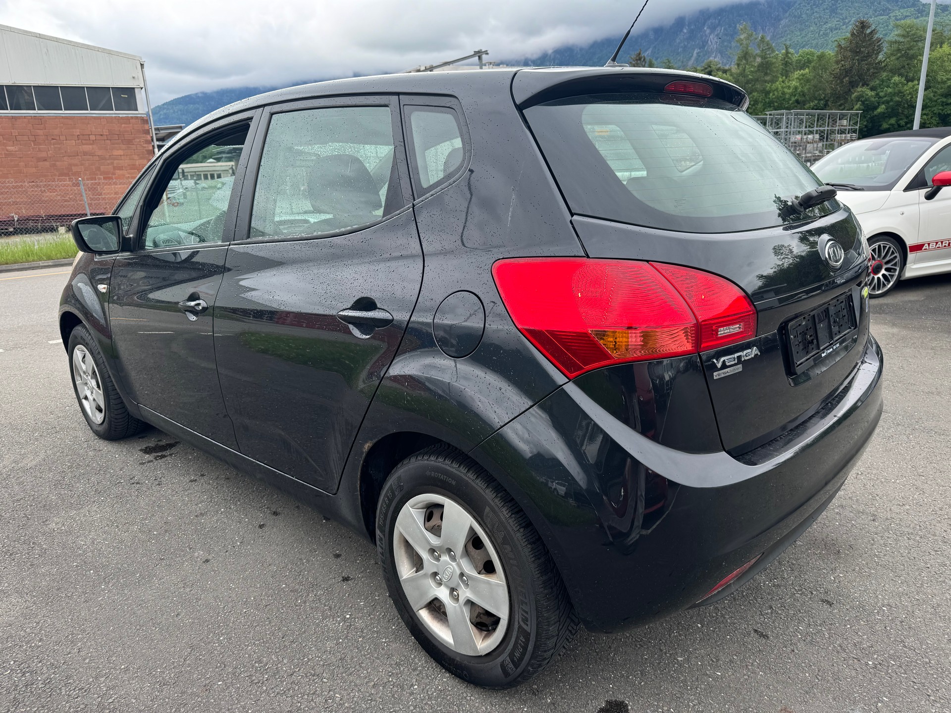 KIA Venga 1.4 CVVT _seven-image-5
