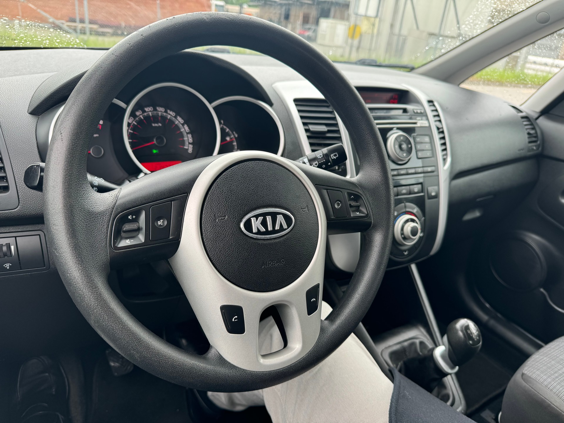 KIA Venga 1.4 CVVT _seven-image-13