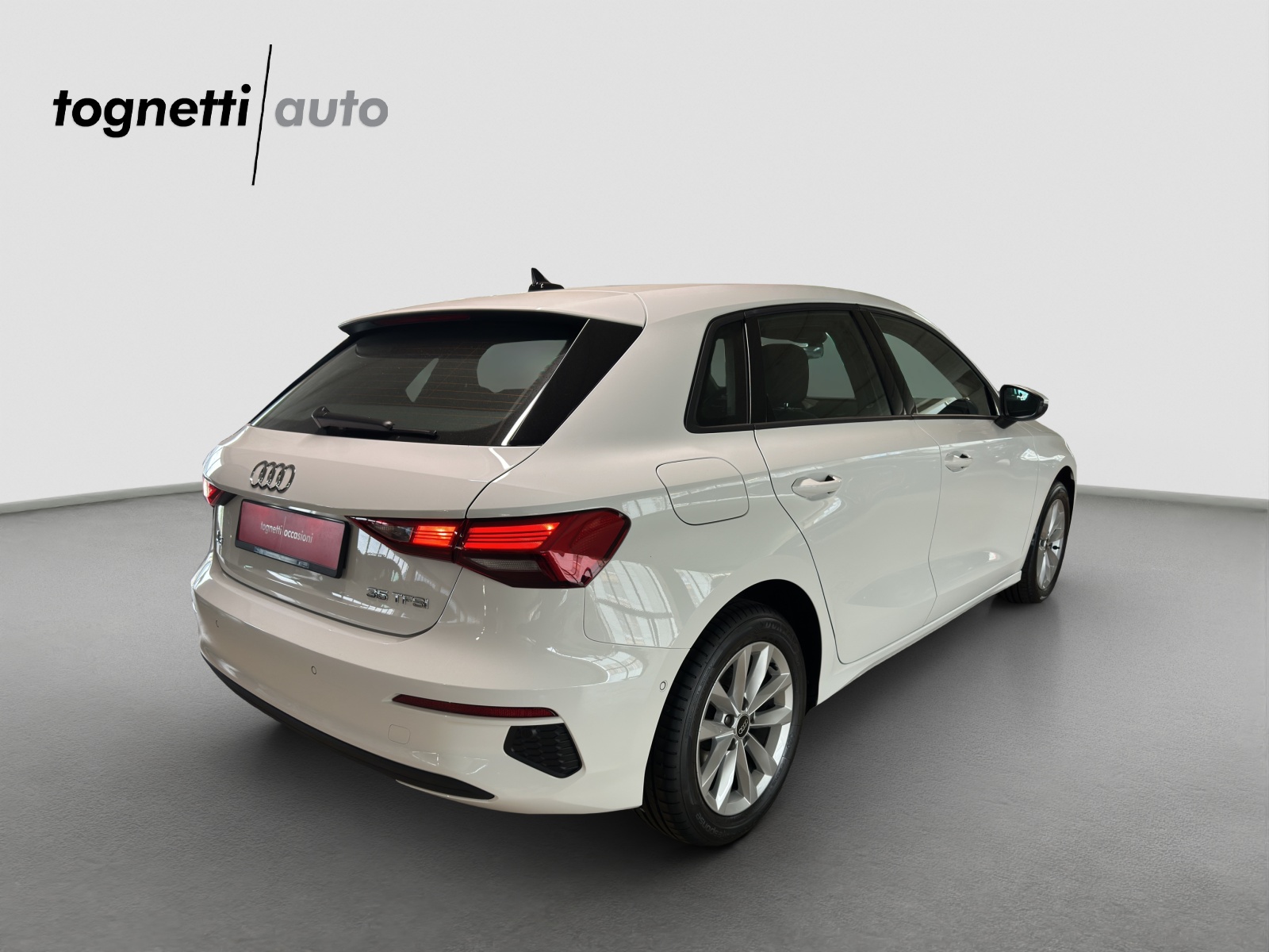 AUDI A3 Sportback 35 TFSI Attraction S-tronic-image-3