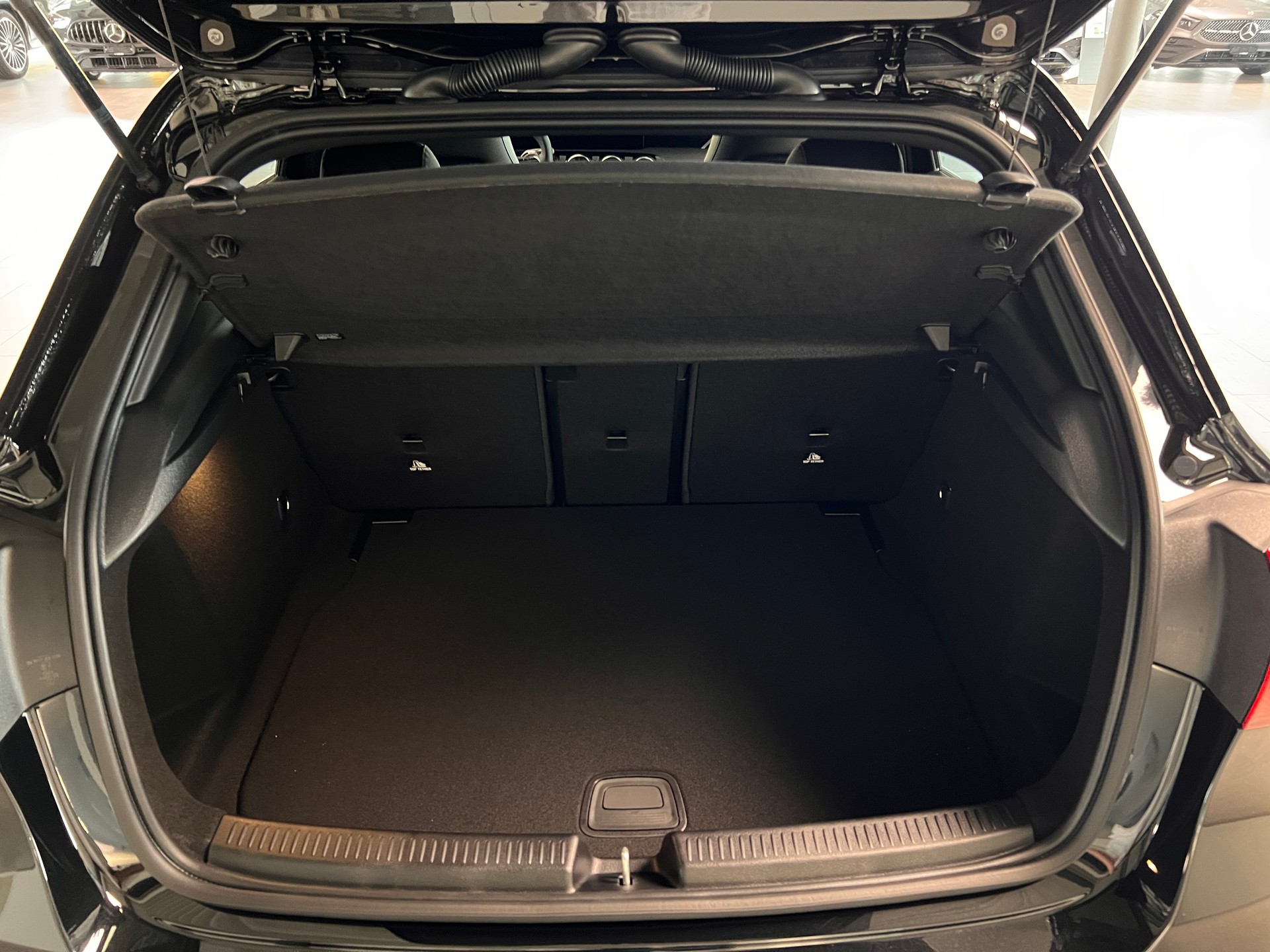 MERCEDES-BENZ A AMG 45 S 4Matic+ 8G-DCT-image-6