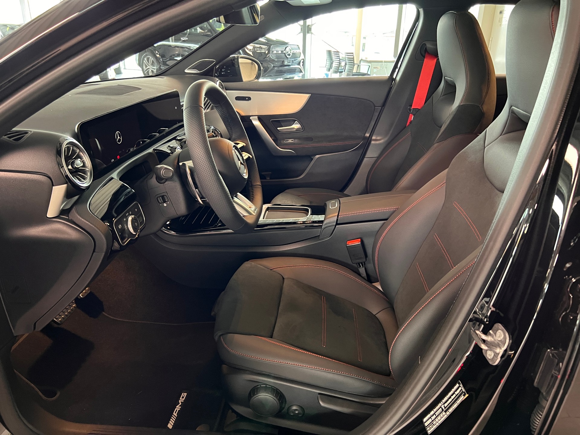MERCEDES-BENZ A AMG 45 S 4Matic+ 8G-DCT-image-9