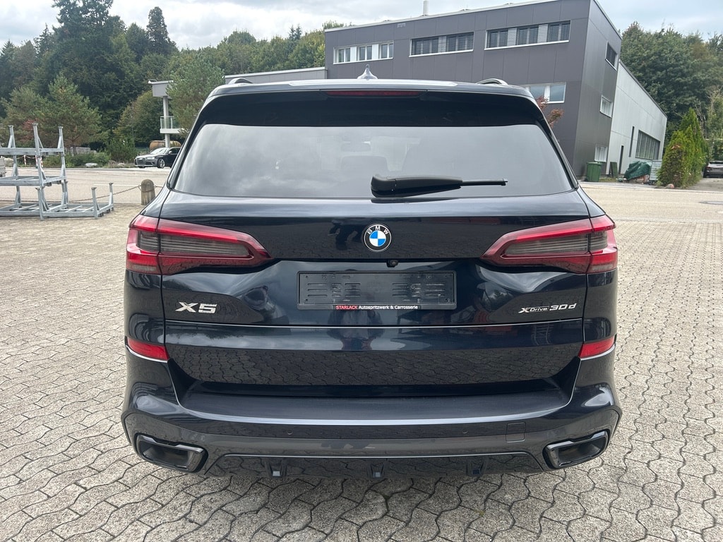 BMW X5 xDrive 48V 30d M Sport Steptronic-showroom-element-3