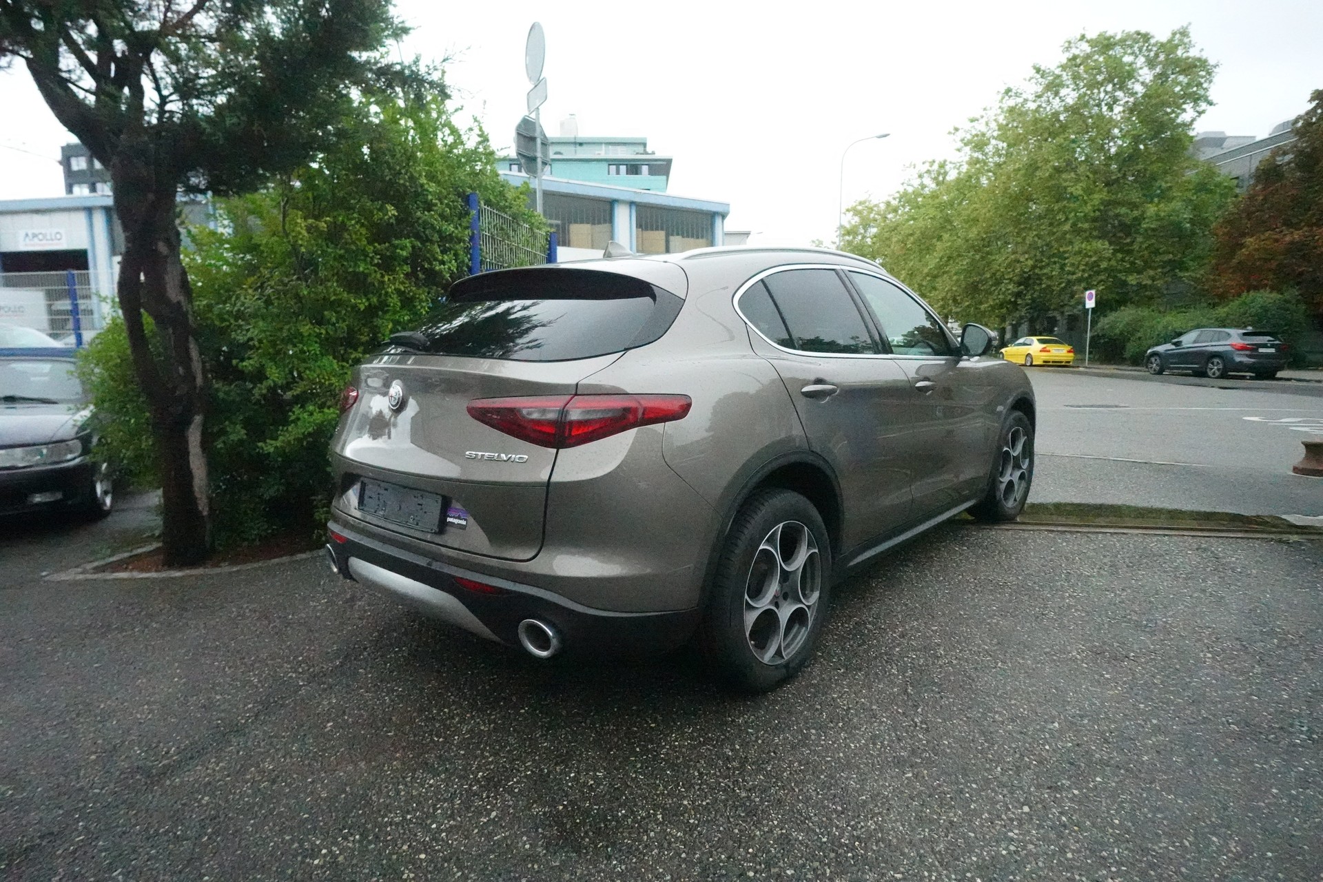 ALFA ROMEO Stelvio 2.0 Executive Q4 Automatic-image-3