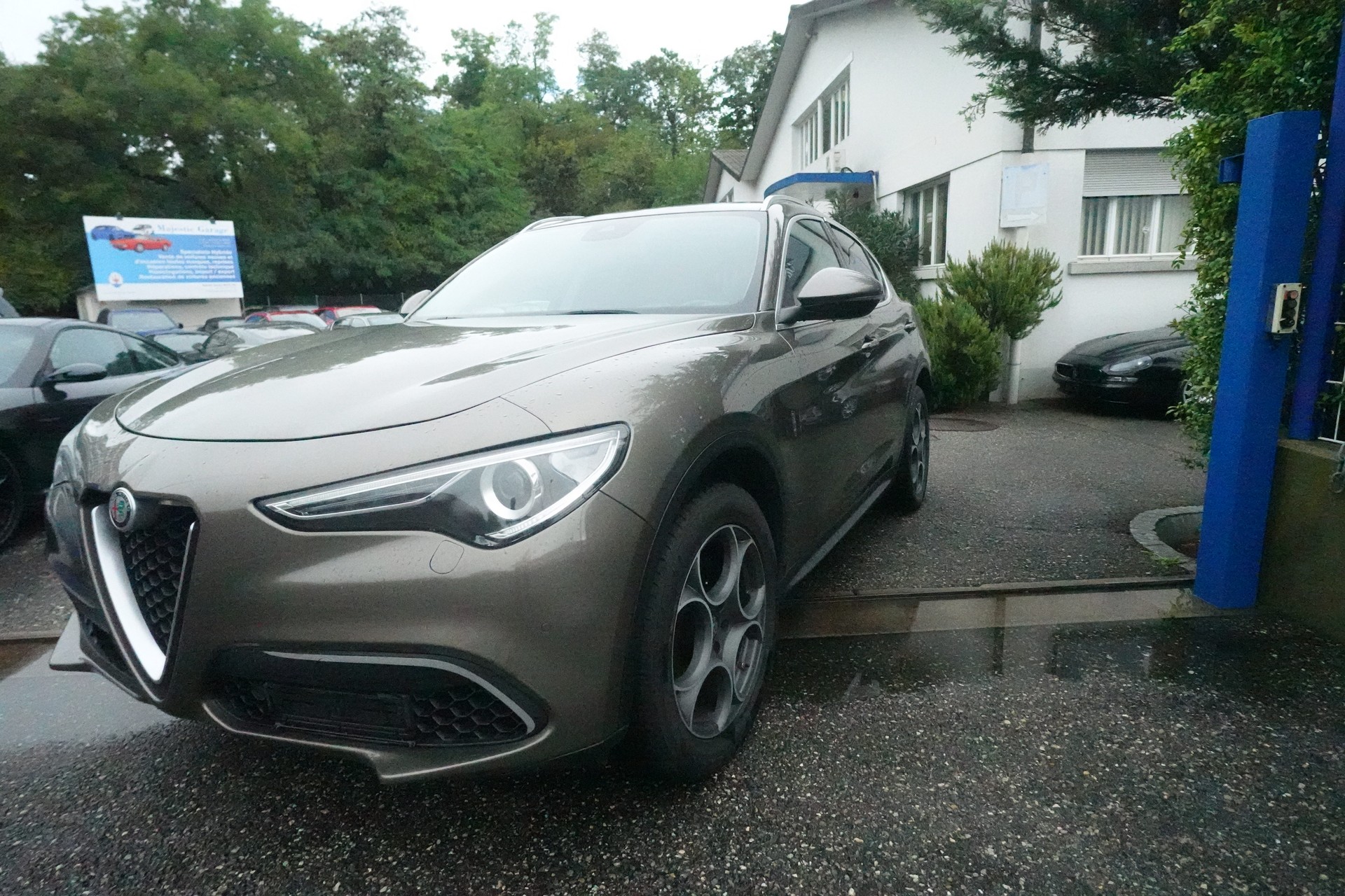 ALFA ROMEO Stelvio 2.0 Executive Q4 Automatic-image-1