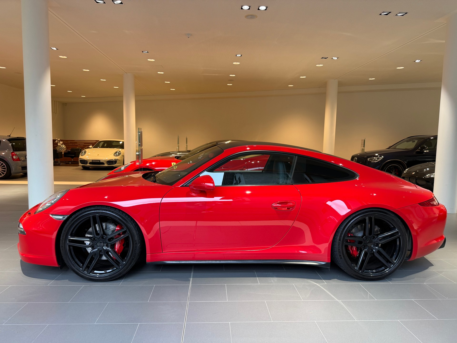 PORSCHE 911 Carrera 4 GTS PDK-image-2