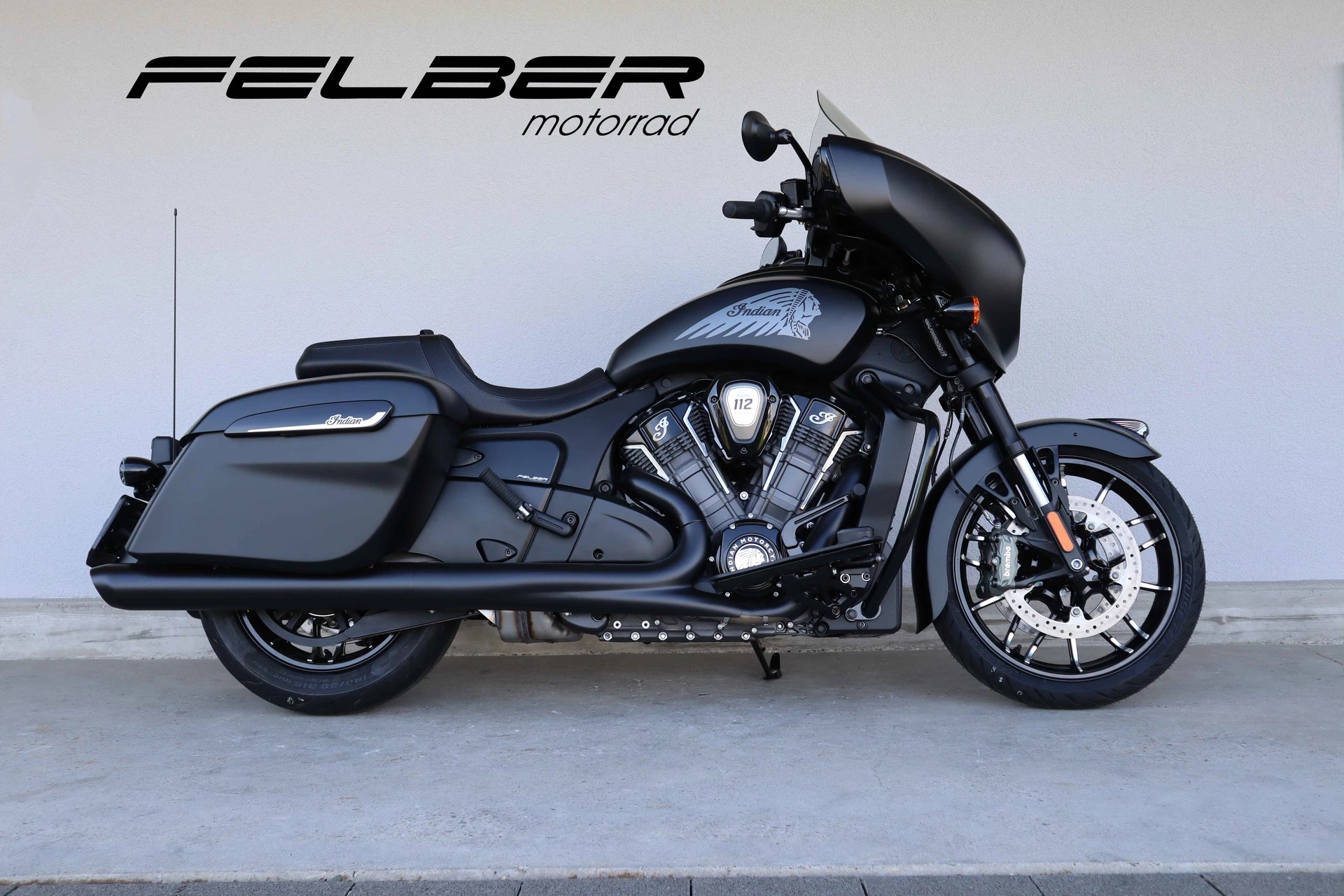 INDIAN Chieftain Power Plus Dark Horse