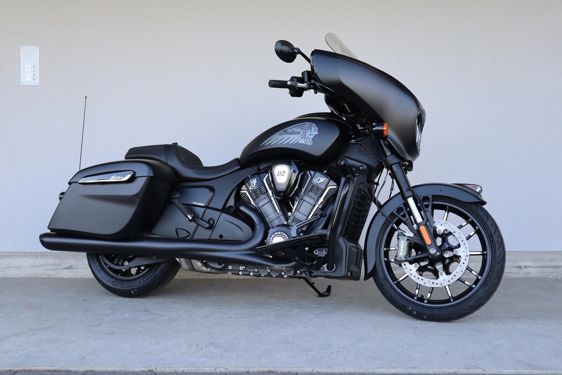 INDIAN Chieftain Power Plus Dark Horse-showroom-element-2