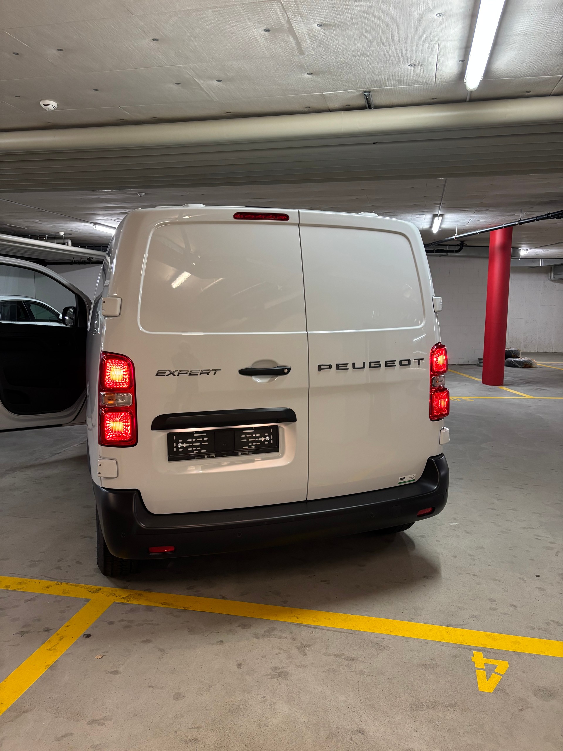 PEUGEOT Expert Kastenwagen Standard-image-4