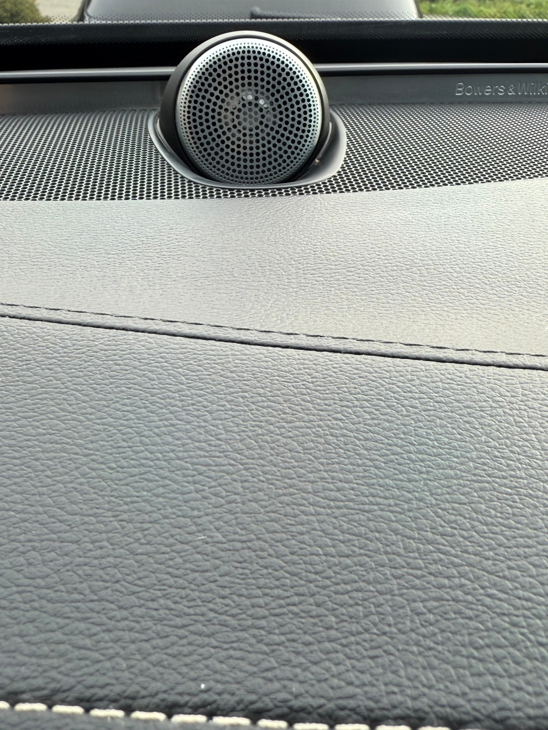 VOLVO XC90 B5 Diesel Mild Hybrid R Design AWD Inscription Geartronic-image-18