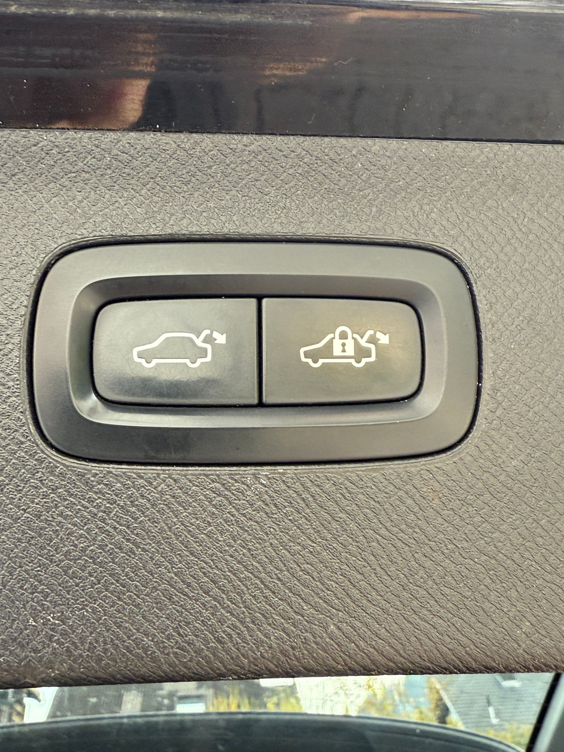 VOLVO XC90 B5 Diesel Mild Hybrid R Design AWD Inscription Geartronic-image-10