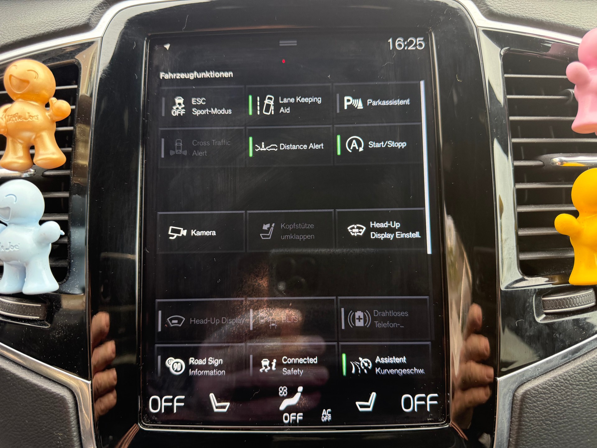 VOLVO XC90 B5 Diesel Mild Hybrid R Design AWD Inscription Geartronic-image-12