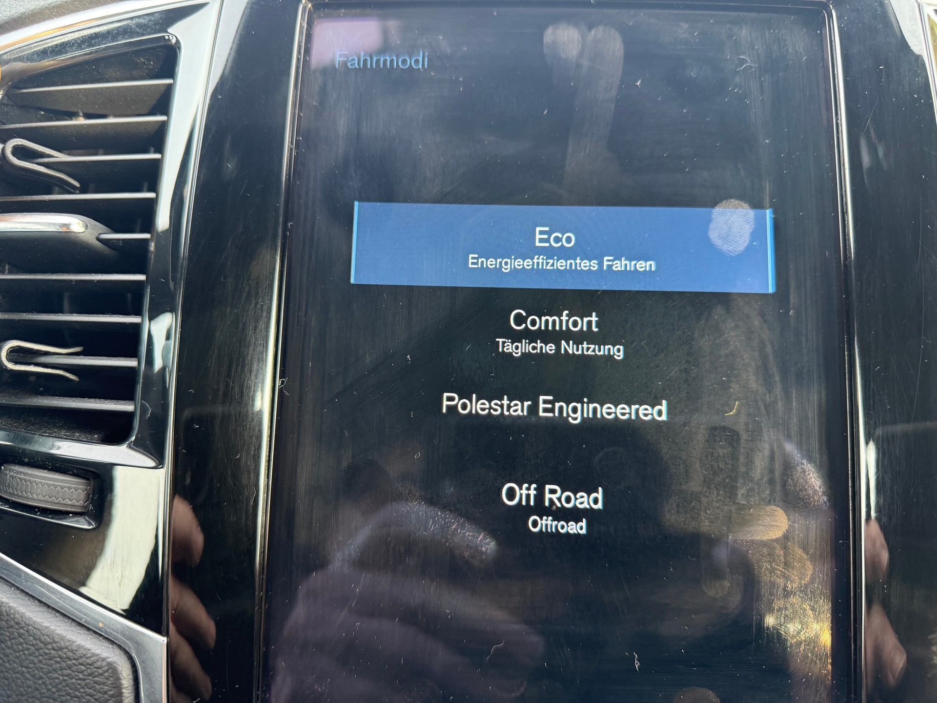 VOLVO XC90 B5 Diesel Mild Hybrid R Design AWD Inscription Geartronic-image-7