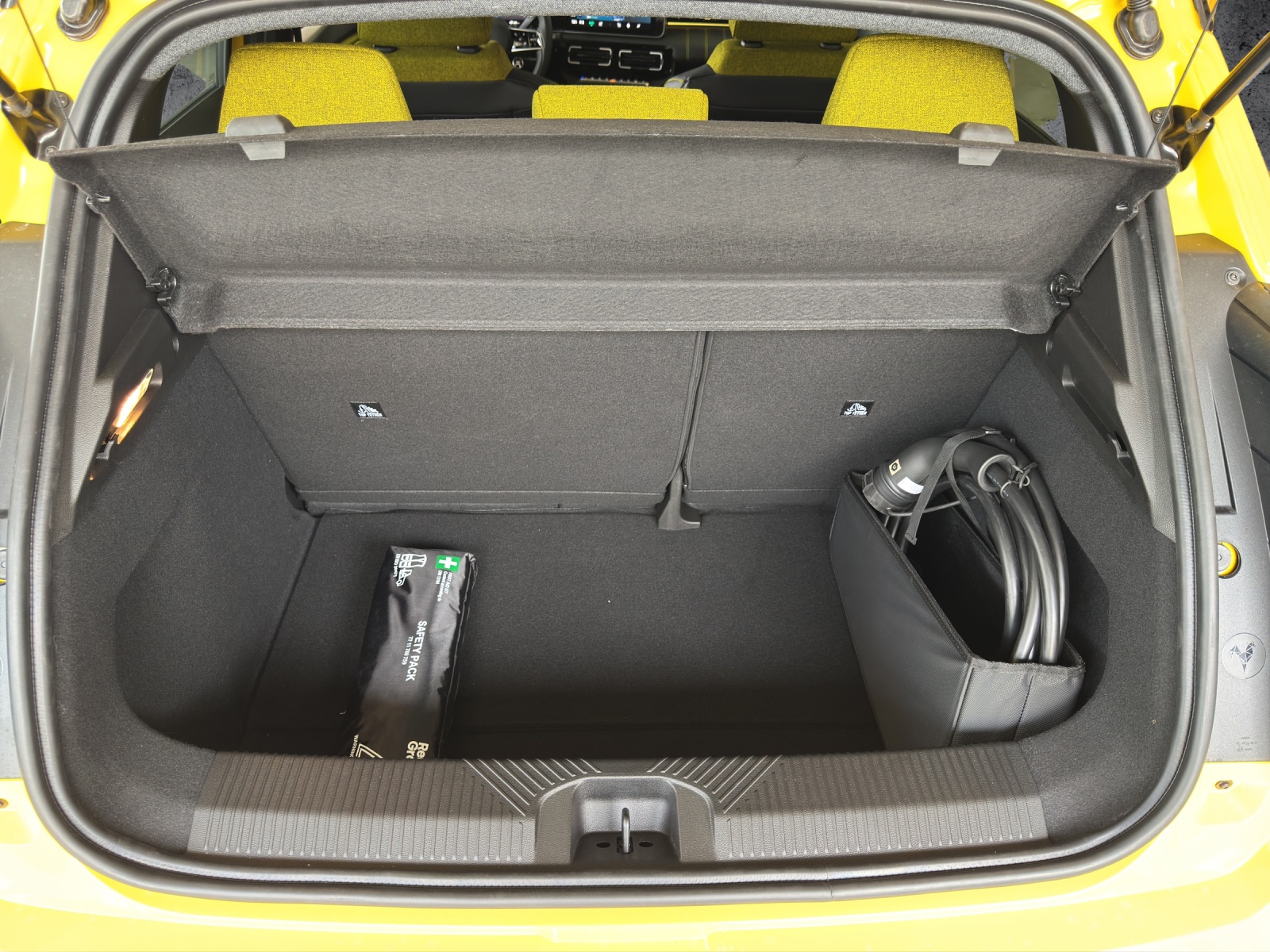 RENAULT R5 E-Tech Comfort Range 52 kWh Iconic Five-image-29