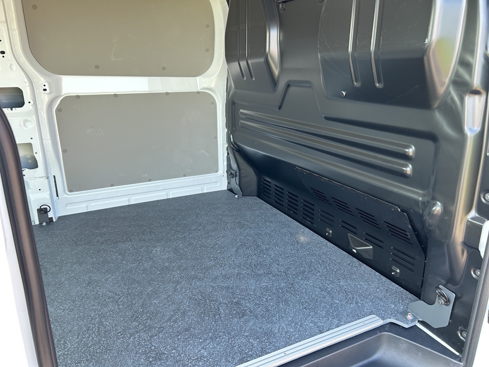 VW e-Transporter 70 kWh-image-15