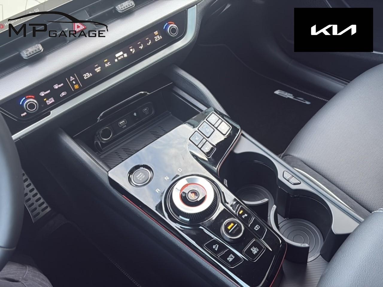 KIA Sportage 1.6 T-GDi PHEV GT-Line-image-11