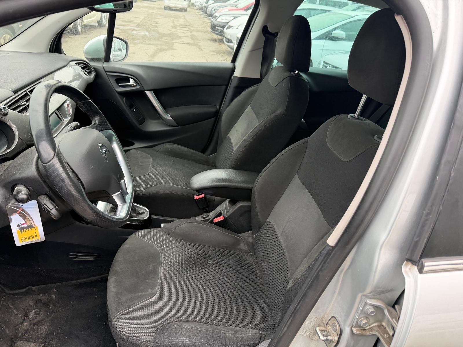 CITROEN C3 1.6i 16V Exclusive-image-11