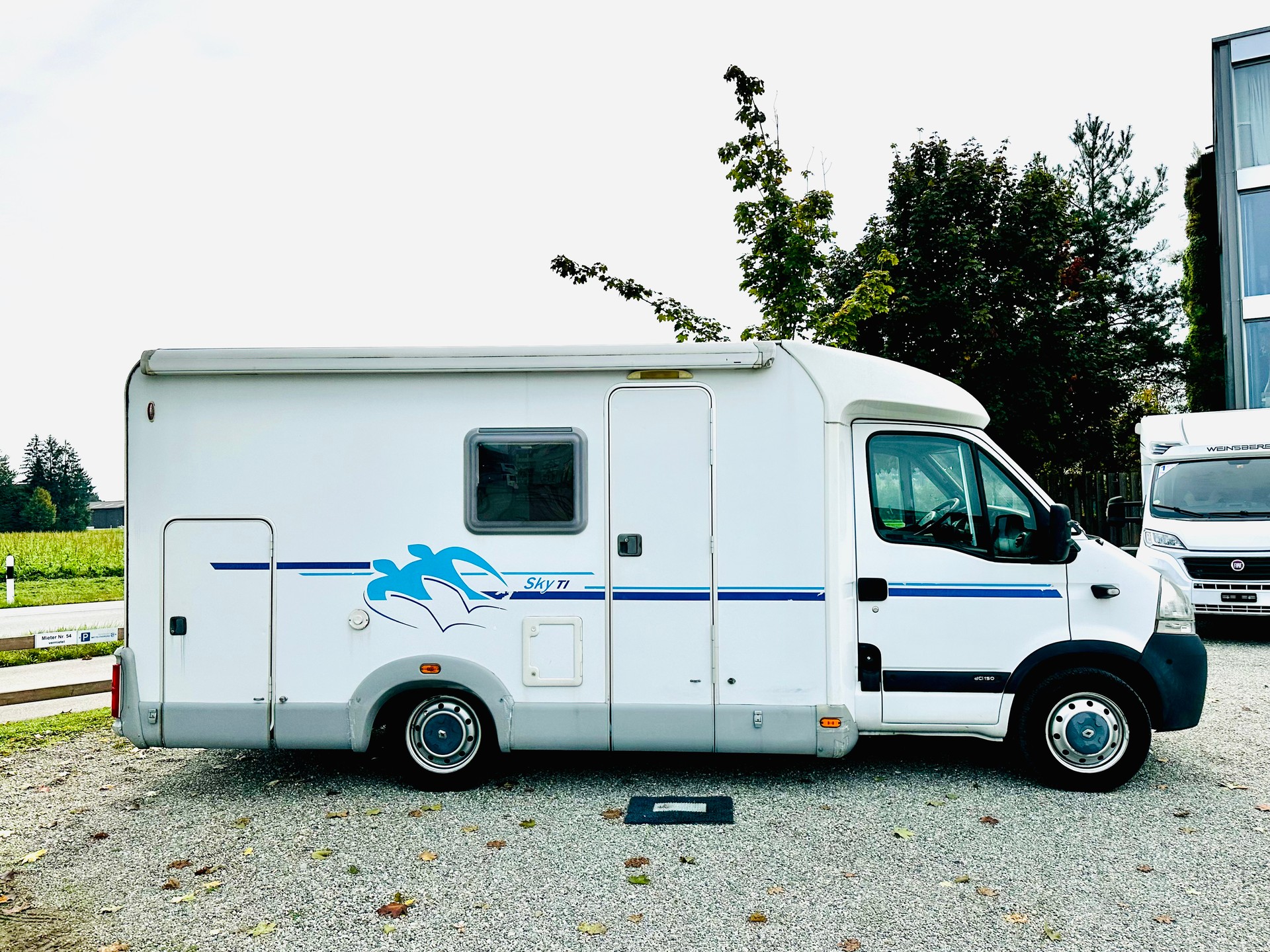RENAULT 3.0TDCi 150PS Knaus SKY Ti ***AUTOMAT*** TV MIT SAT. ANLAGE-showroom-element-1
