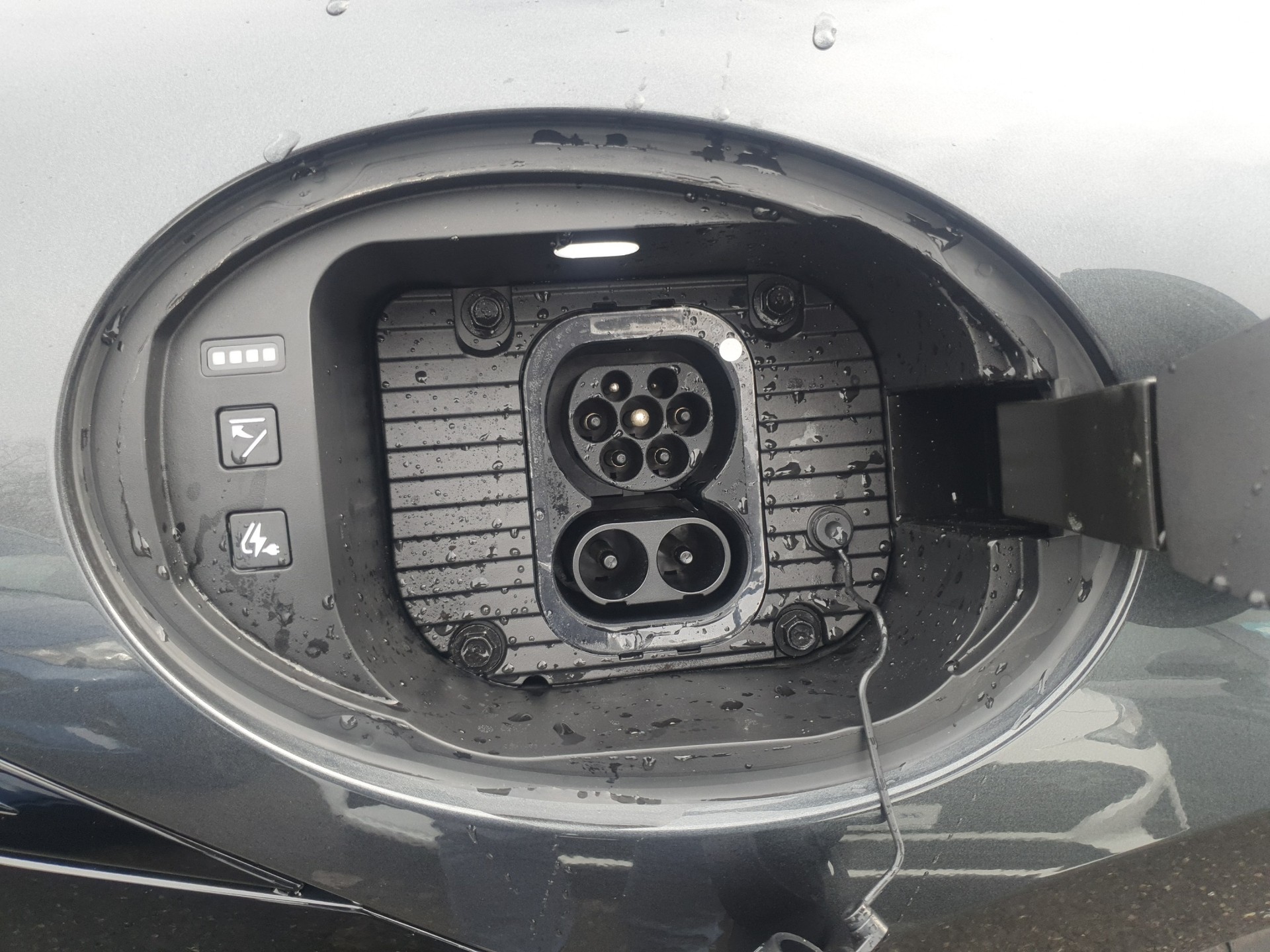 HYUNDAI Ioniq 6 N Line Sunroof 595 kms autonomie 4WD-image-14