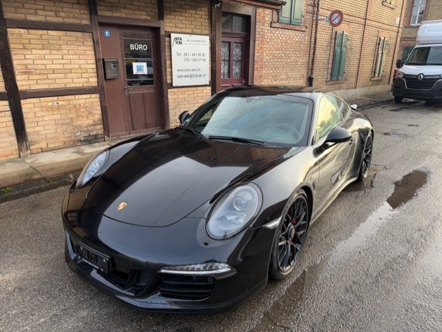 PORSCHE 911 Carrera 4 GTS PDK-image-1
