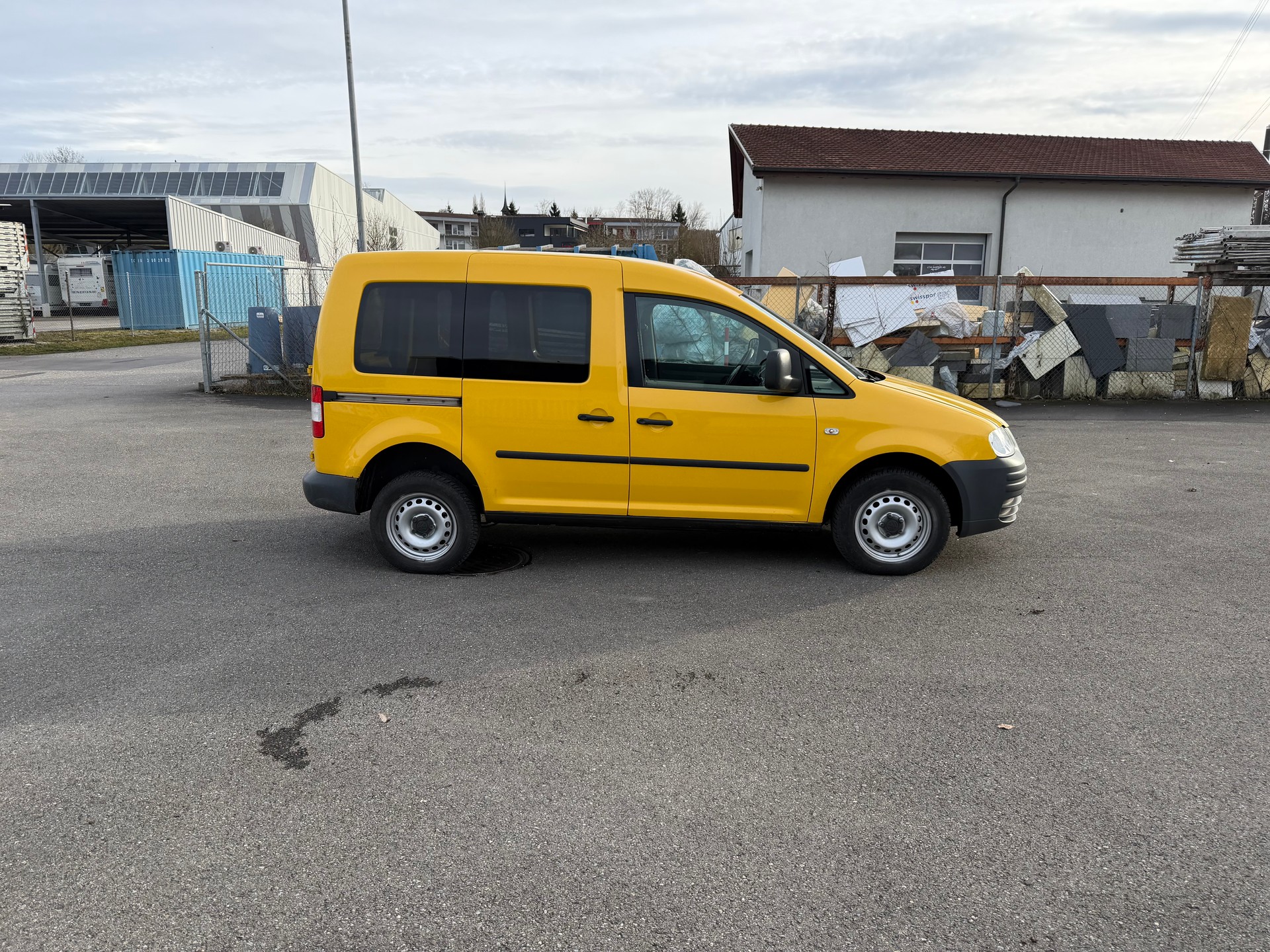 VW Caddy 1.9TDI PD 4Motion-image-3